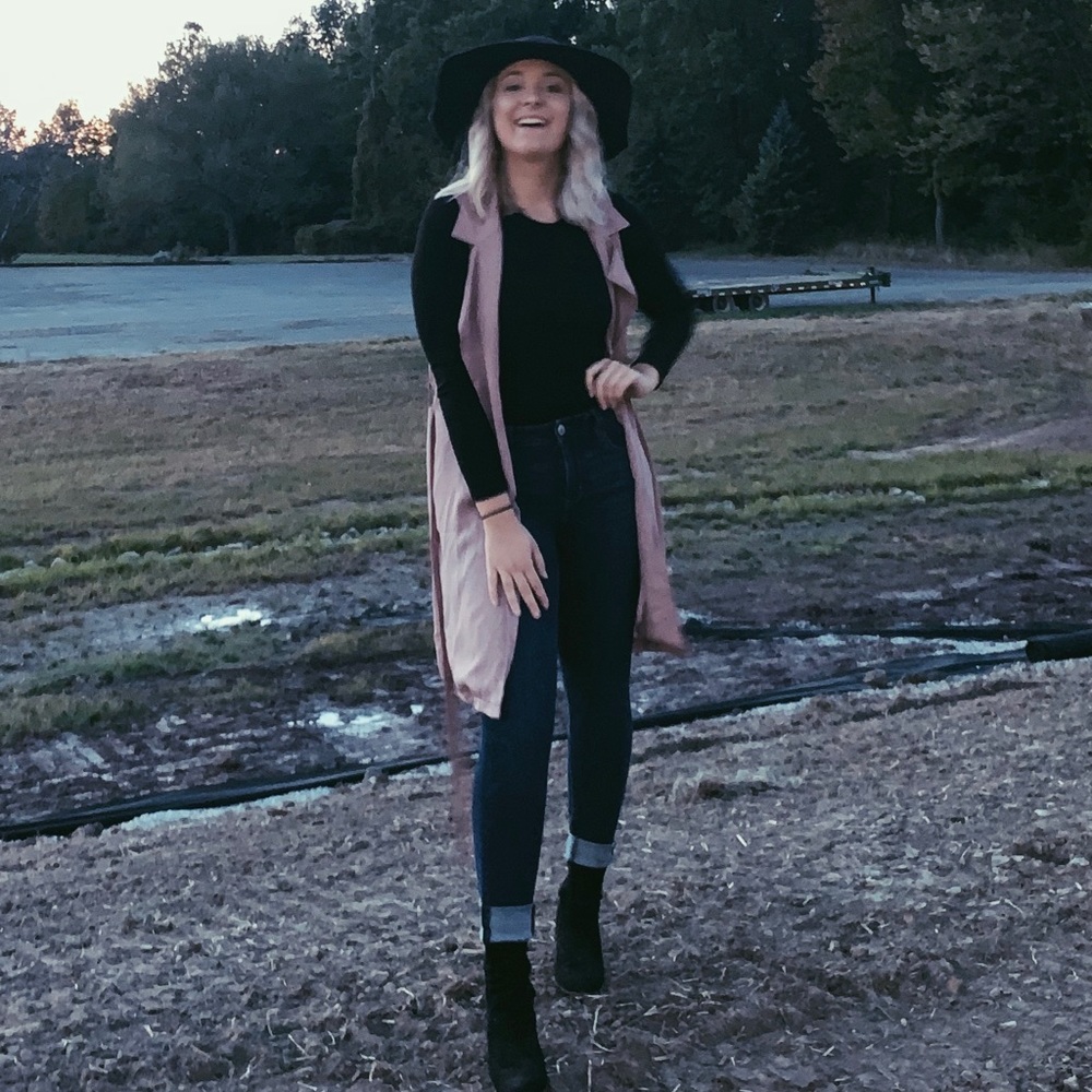 Meet your Posher, Madison